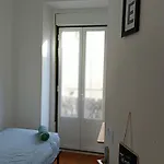 In Palmira Shared For Surf Lovers Lisboa