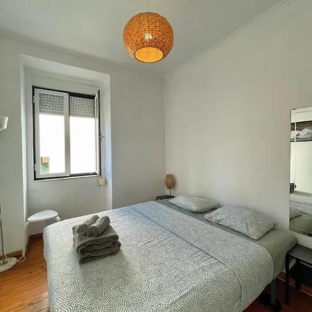 Casa de hóspedes In Palmira Shared For Surf Lovers Lisboa