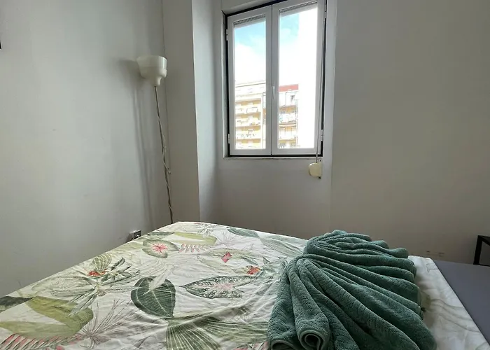 Gæstehus In Palmira Shared For Surf Lovers Lisboa